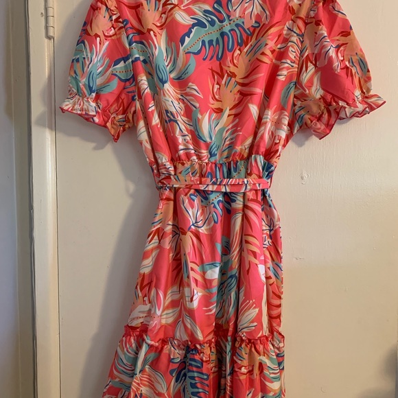 Shein Curve Vacation Dress - Picture 1 of 3